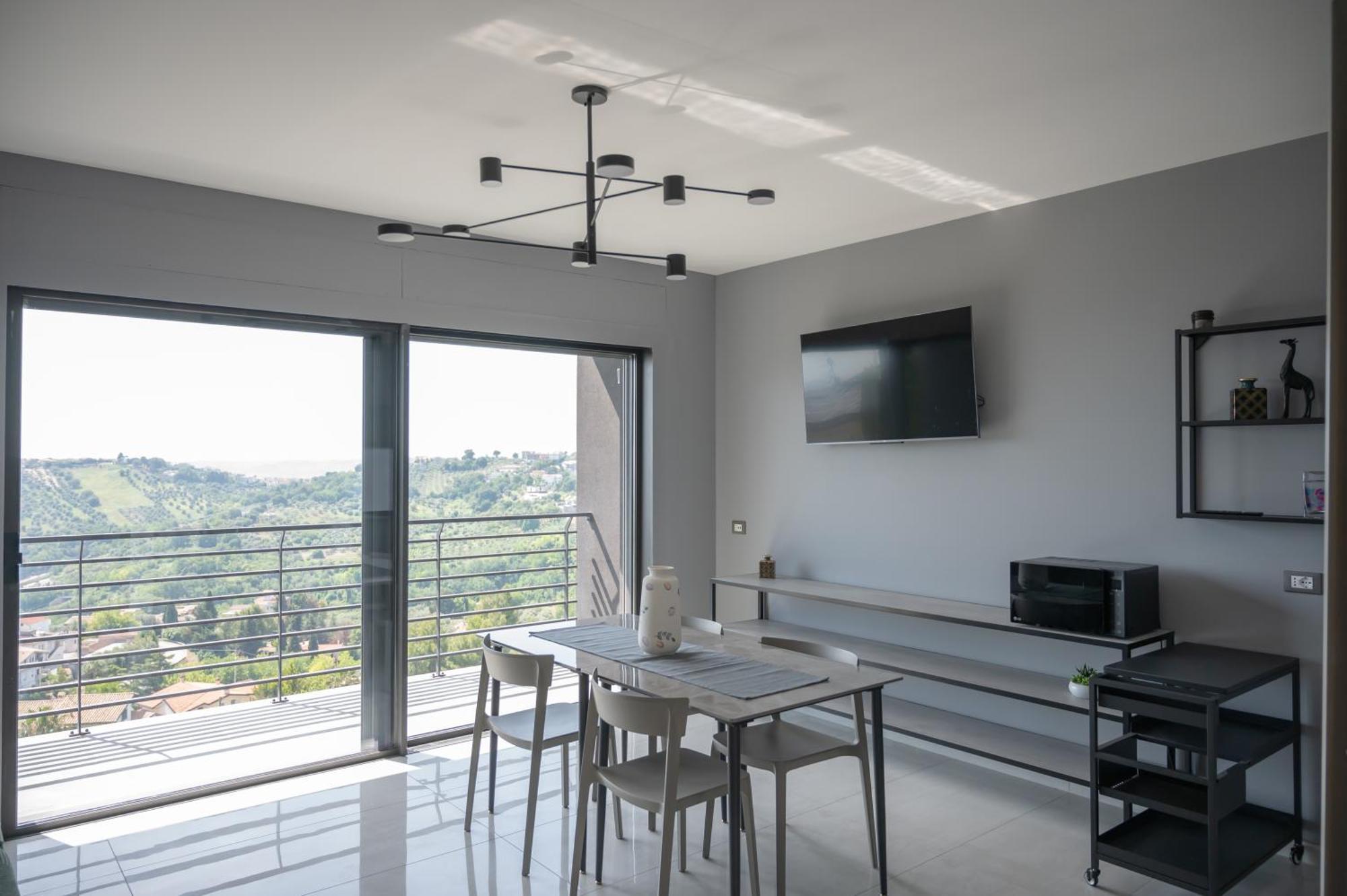 Casa Vista Mare E Colline A Montesilvano Colle 外观 照片